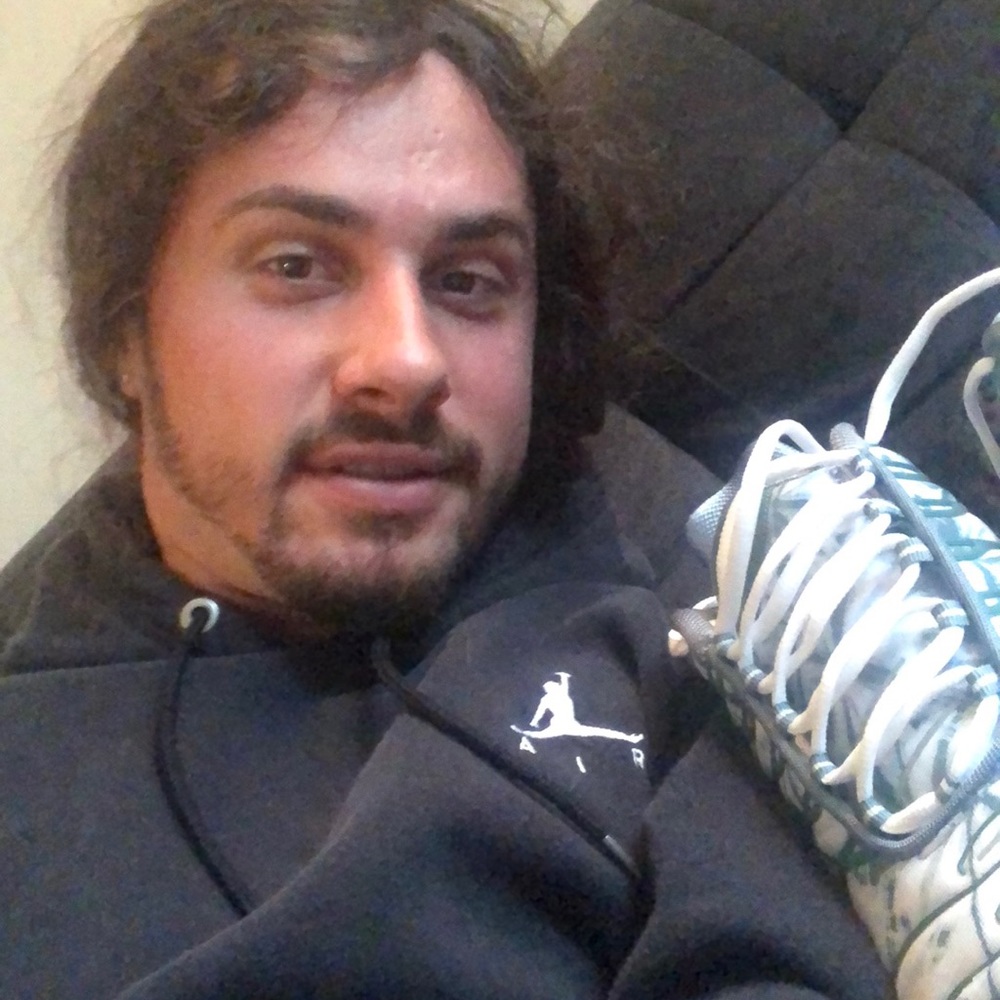 Meet your Posher, Sam